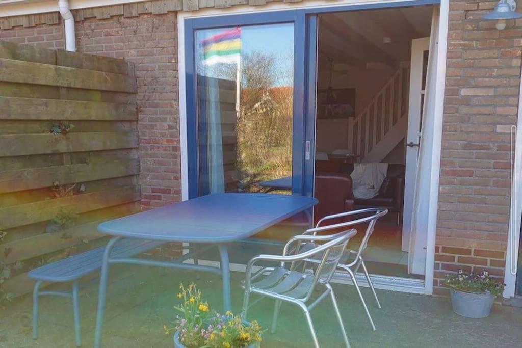De Oostkamer; Eiland Appartement Naast Natuurgebied Boschplaat Oosterend  エクステリア 写真